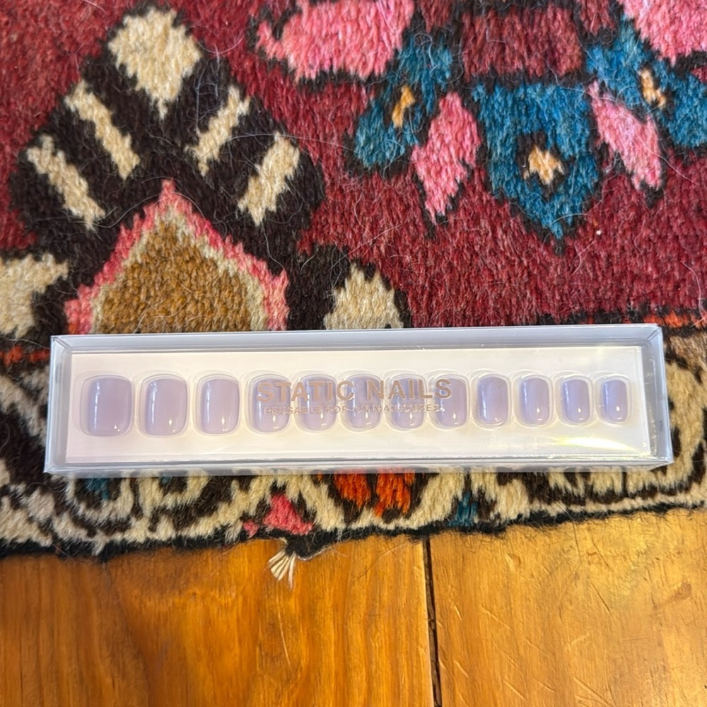 NEW Static Nails Press On Nails — Lavender Honey Square